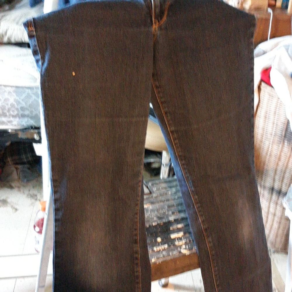 Boot cut jeans